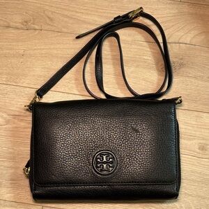Tory Burch Crossbody Wallet